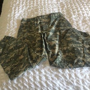 Military cargo pants